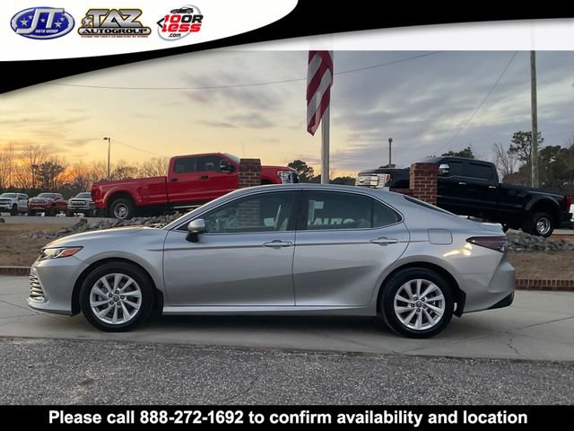 Used 2022 Toyota Camry LE image 4