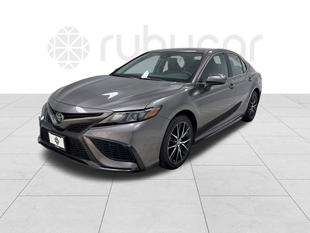 Used 2024 Toyota Camry SE