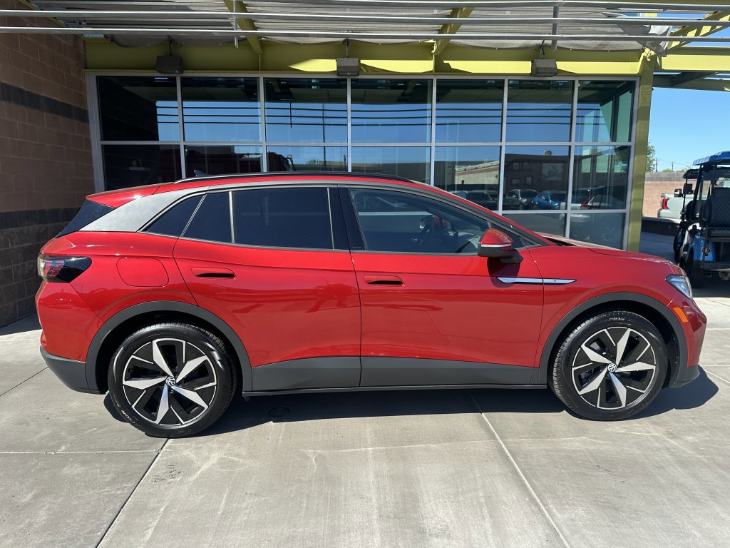 Used 2023 Volkswagen ID.4 S image 7