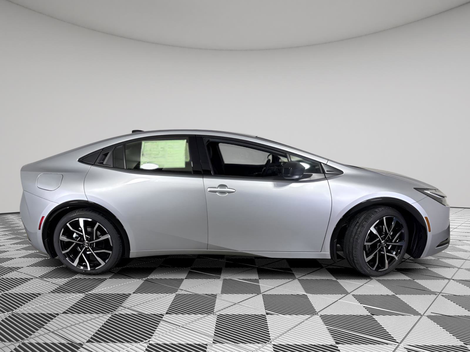 New 2026 Toyota Prius Plug-In Hybrid image 17