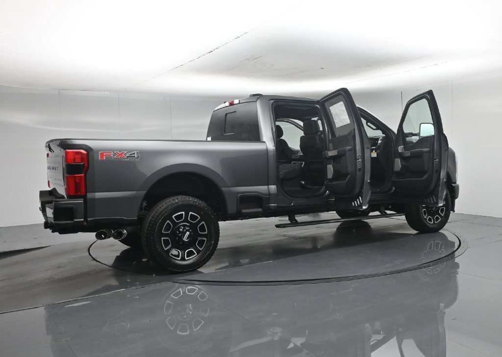 New 2026 Ford F250 Platinum AWD/4WD image 5
