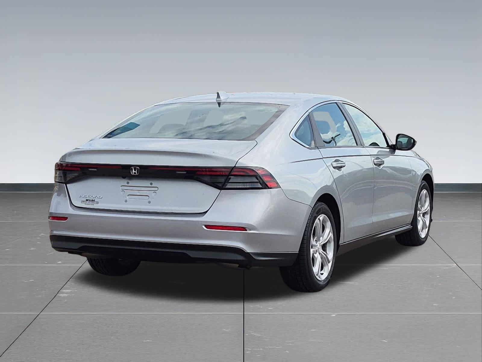 Used 2024 Honda Accord LX image 6