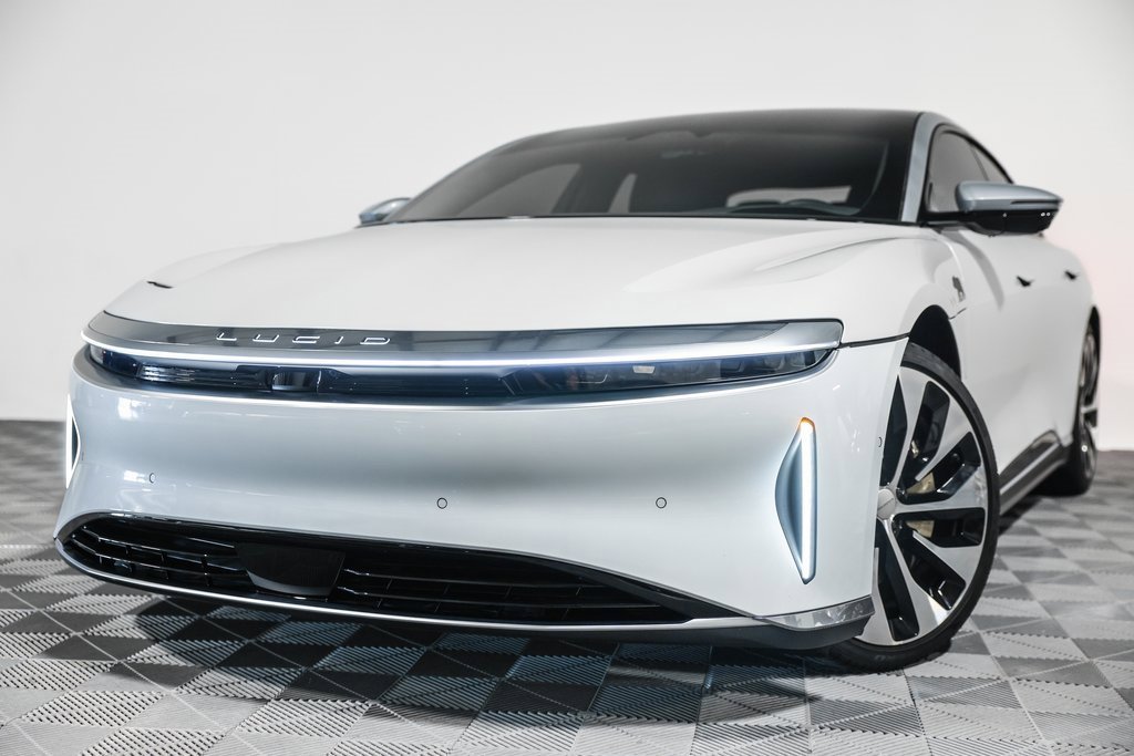 Used 2022 Lucid Air Grand Touring image 10