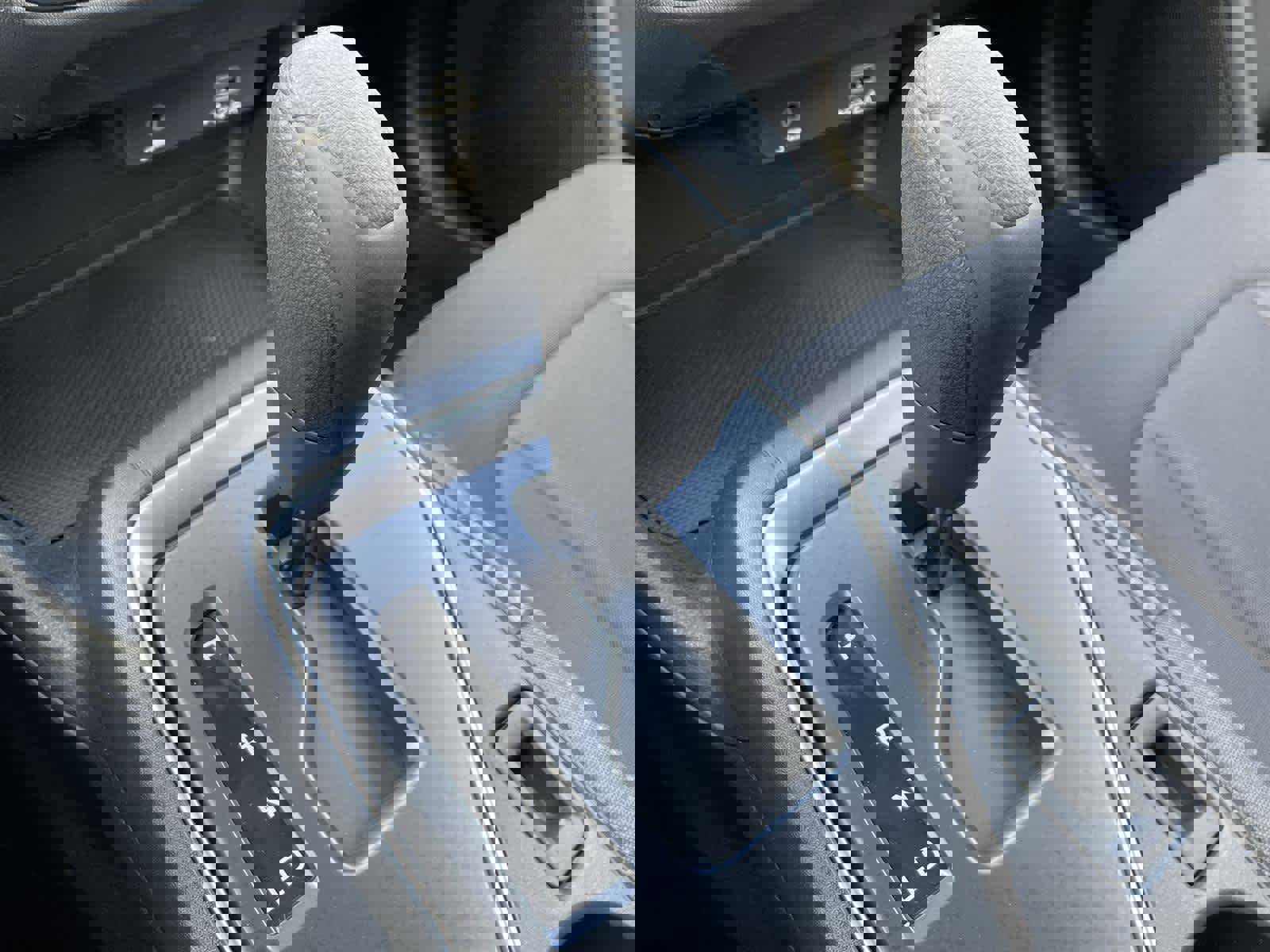 Certified 2025 Subaru Impreza 2.0i image 23