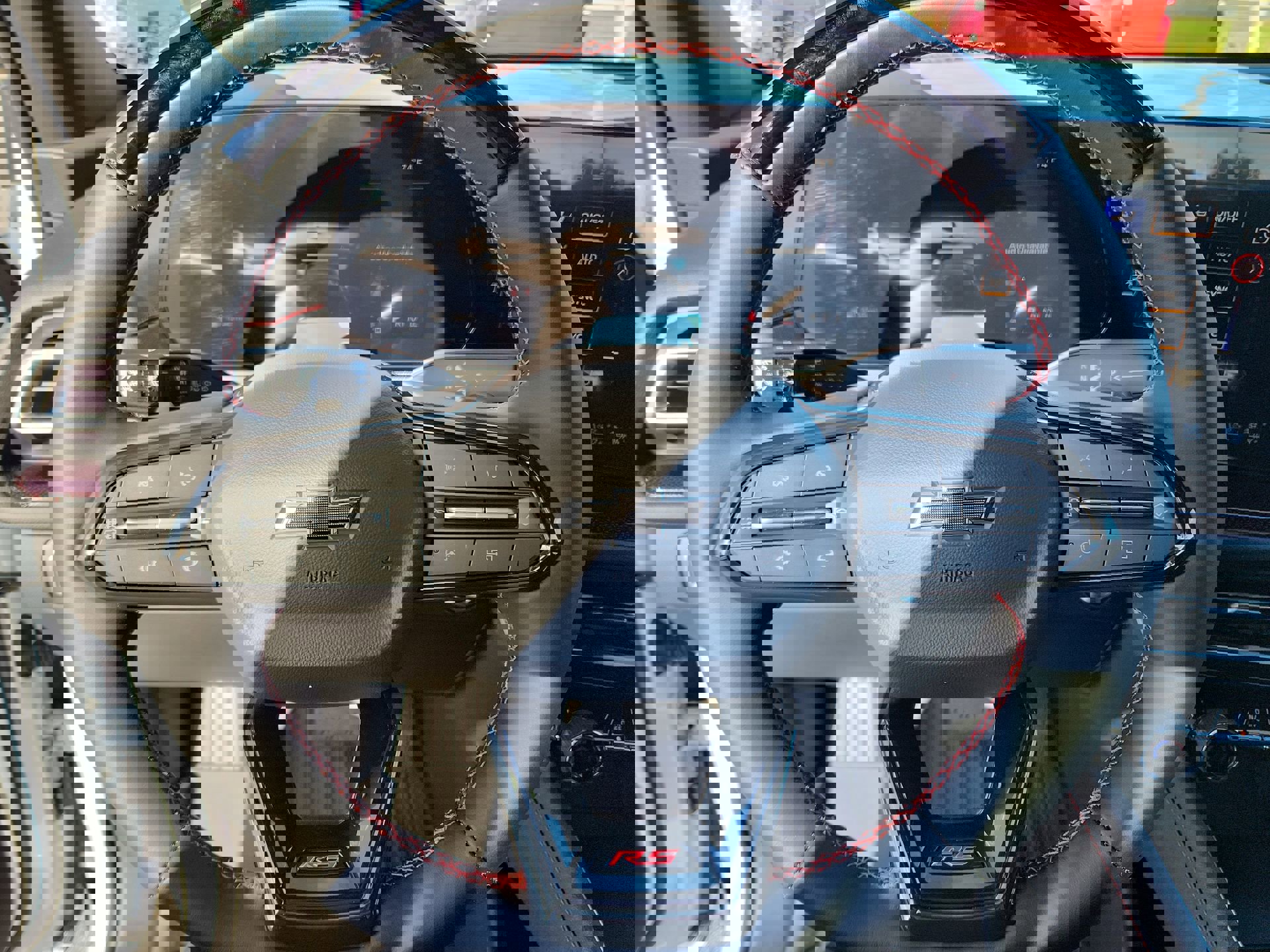 New 2026 Chevrolet Traverse RS image 29