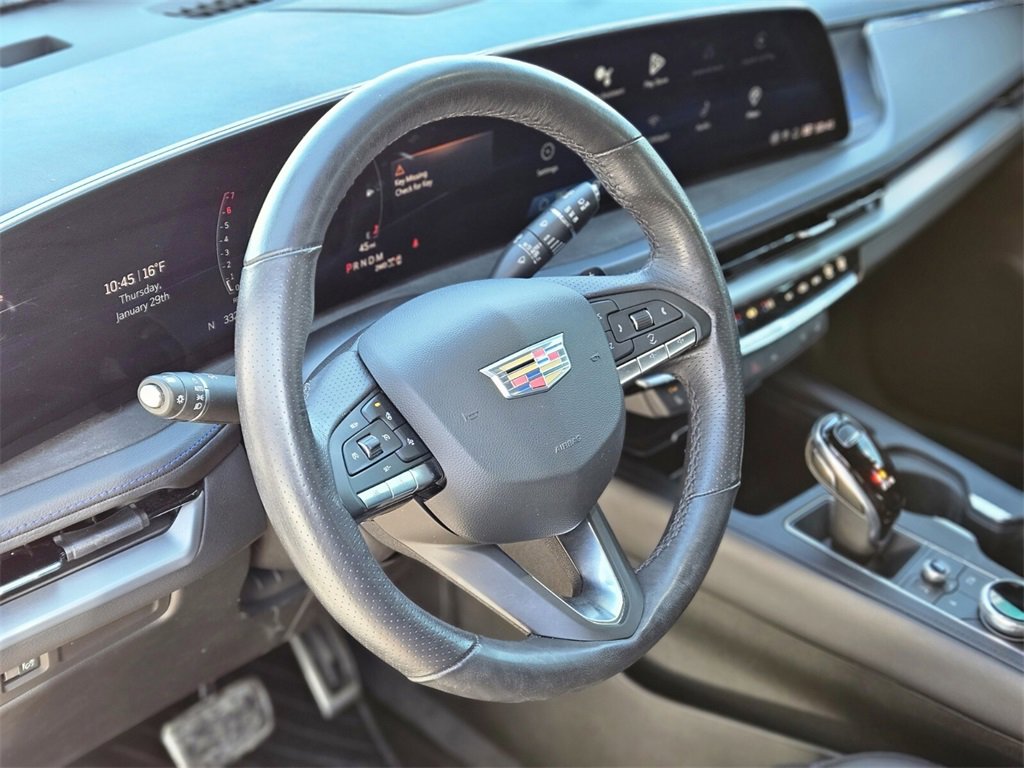 Used 2024 Cadillac XT4 Sport image 15