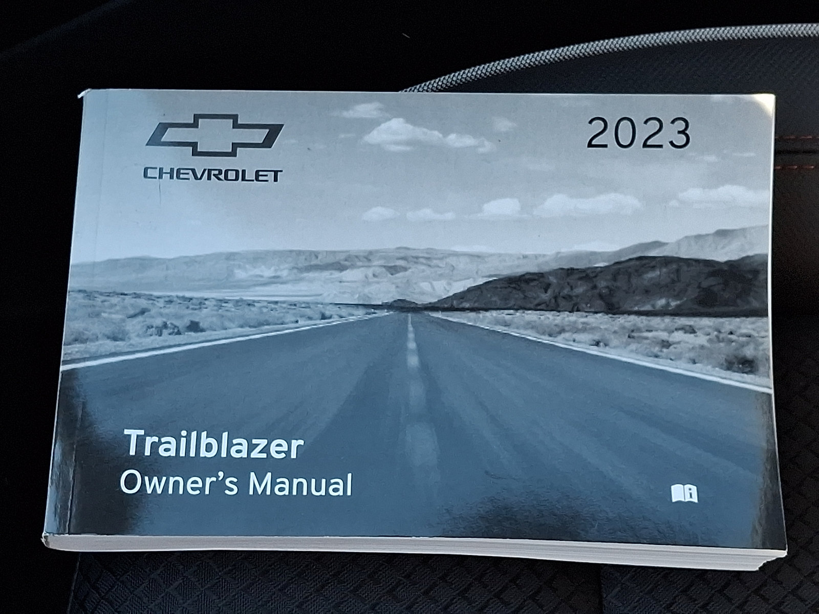 Certified 2023 Chevrolet TrailBlazer RS AWD/4WD image 26