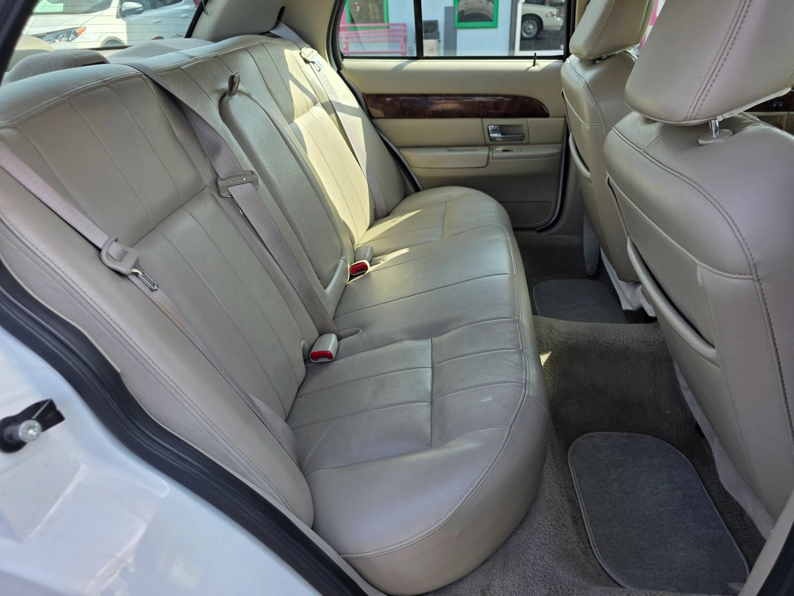 Used 2010 Mercury Grand Marquis LS RWD image 10
