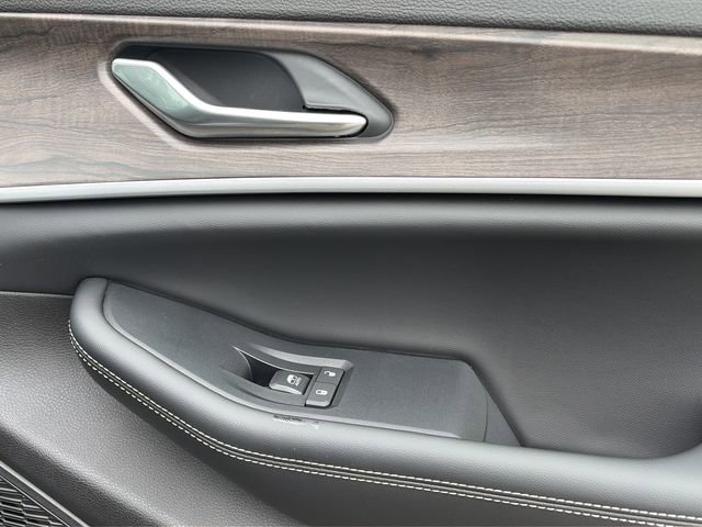 New 2026 Jeep Grand Cherokee Altitude image 38