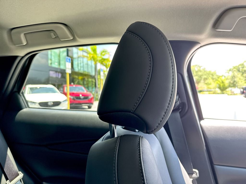 Certified 2025 MAZDA CX-30 AWD 2.5 S w/ Preferred Package image 20