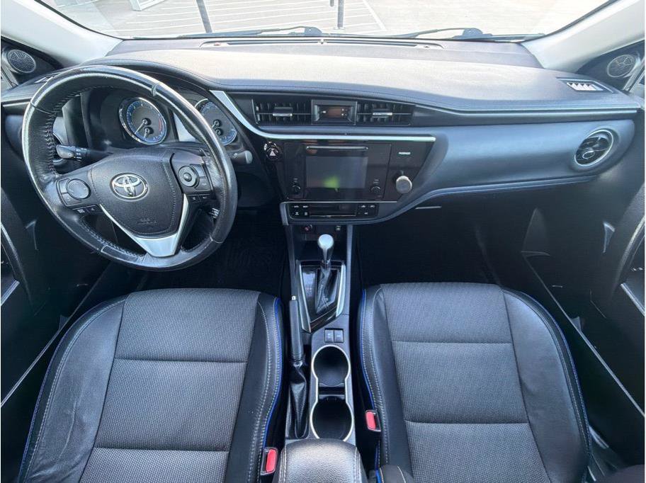 Used 2017 Toyota Corolla SE FWD image 20