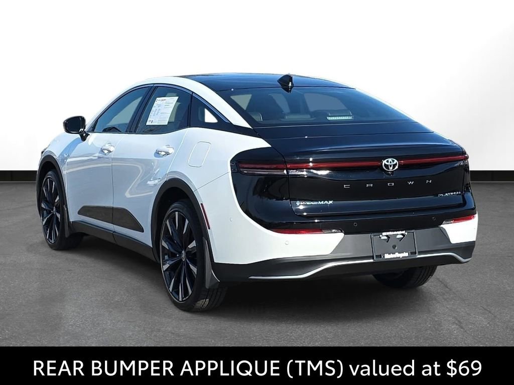 Used 2026 Toyota Crown Platinum image 9