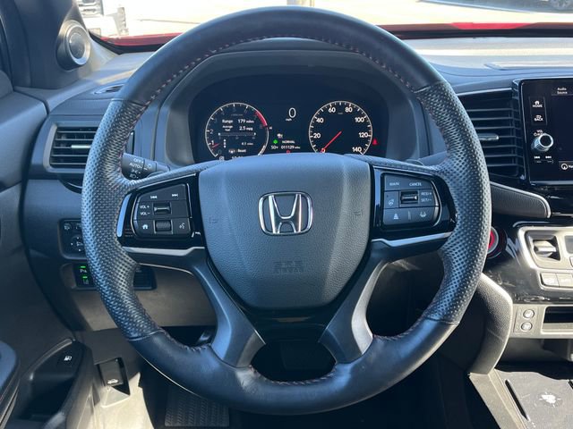Used 2025 Honda Ridgeline Black Edition image 16