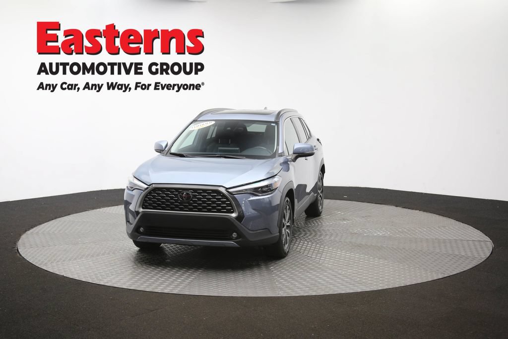 Used 2022 Toyota Corolla Cross XLE w/ Convenience Package AWD/4WD image 54