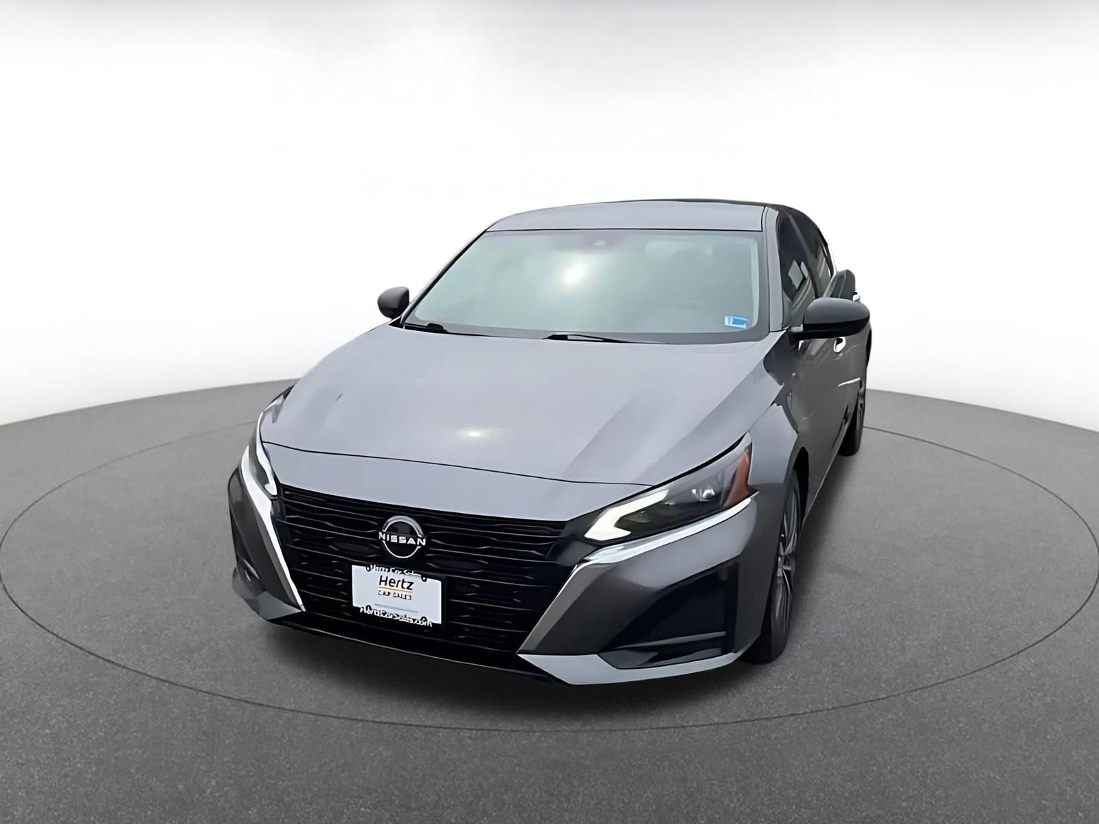 Used 2025 Nissan Altima 2.5 SV FWD image 7