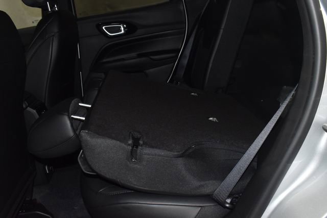 New 2026 Jeep Compass Latitude image 27