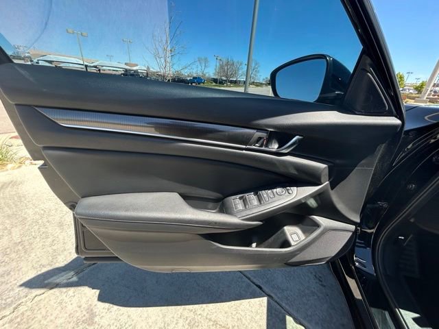 Used 2021 Honda Accord Sport image 27