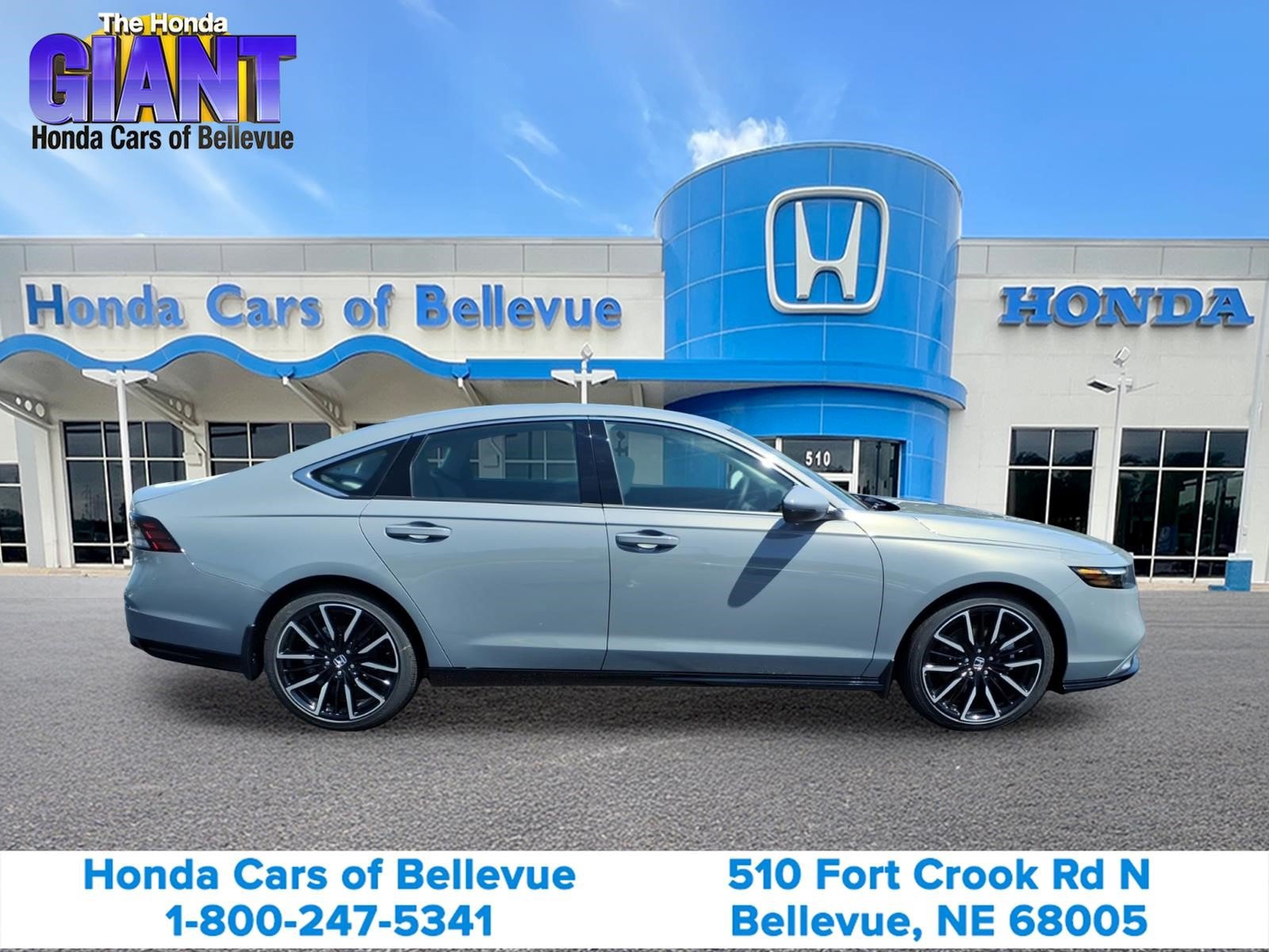 New 2026 Honda Accord Touring image 4