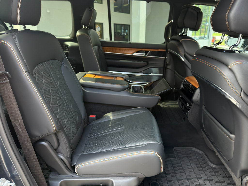 Used 2025 Chevrolet Silverado 2500 Custom w/ Custom Convenience Package AWD/4WD image 60
