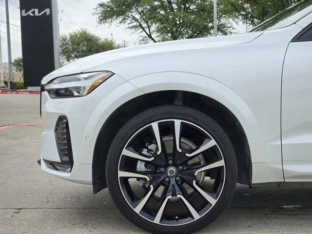 Used 2024 Volvo XC60 B5 Ultimate w/ Protection Package Premier AWD/4WD image 10