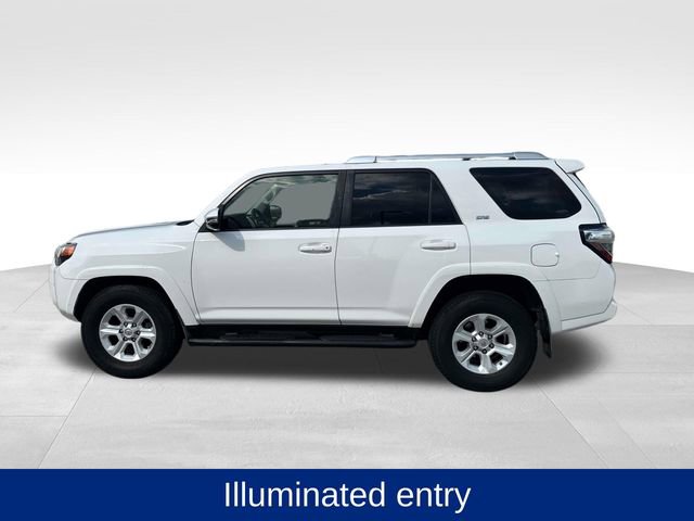Used 2016 Toyota 4Runner SR5 Premium image 8