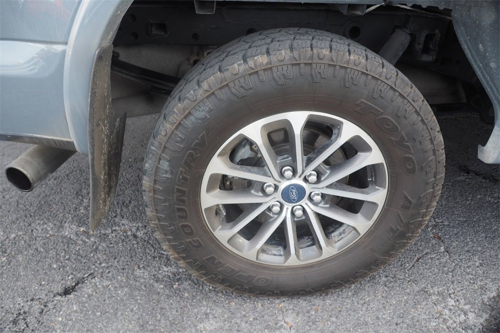 Used 2019 Ford F150 Lariat w/ Equipment Group 502A Luxury image 23