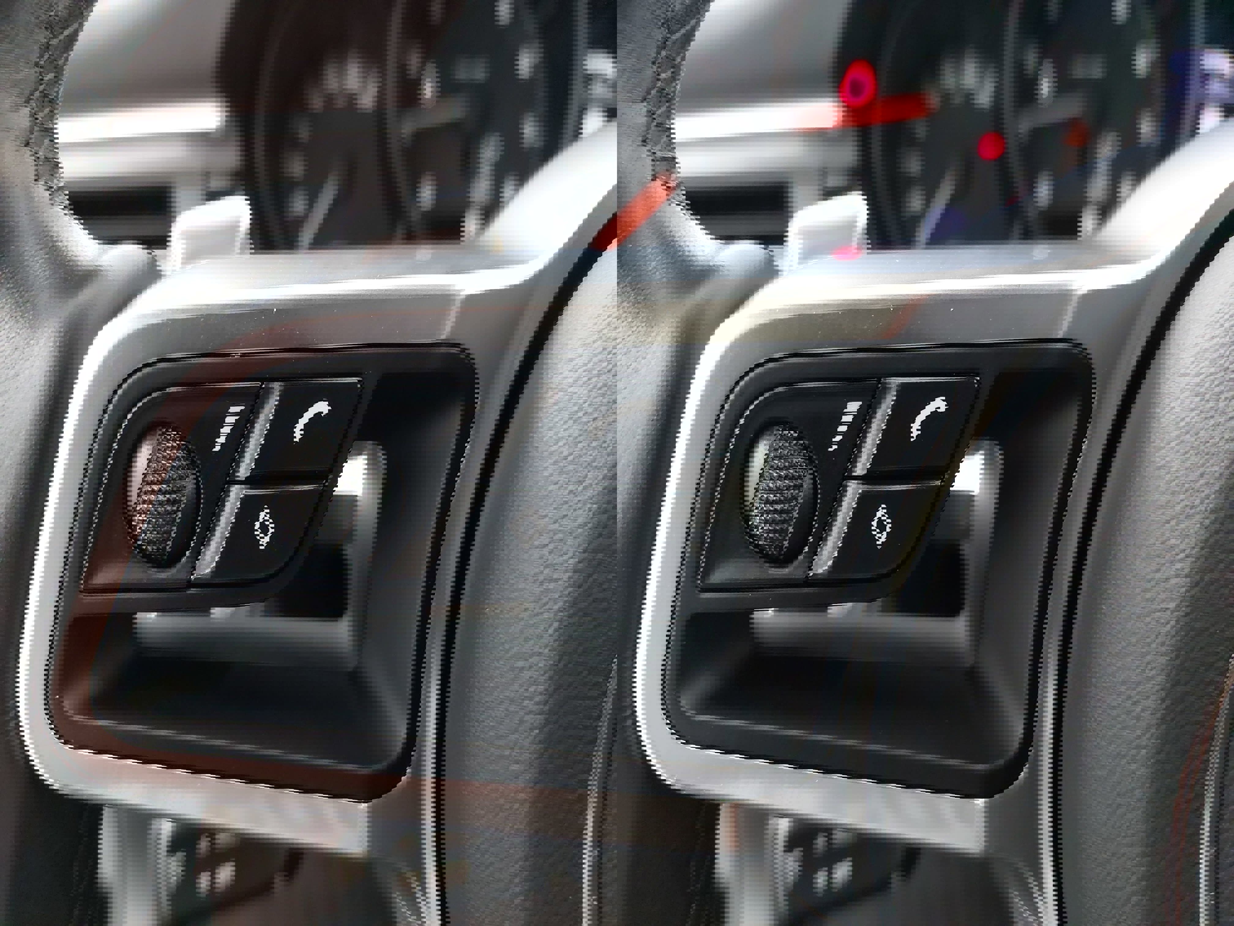 Certified 2021 Porsche Macan image 19