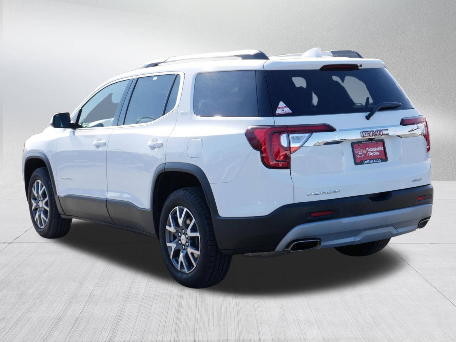 Used 2023 GMC Acadia SLT image 5