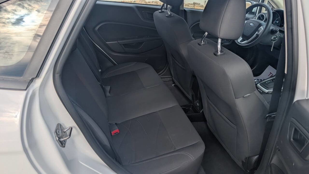 Used 2017 Ford Fiesta SE image 15
