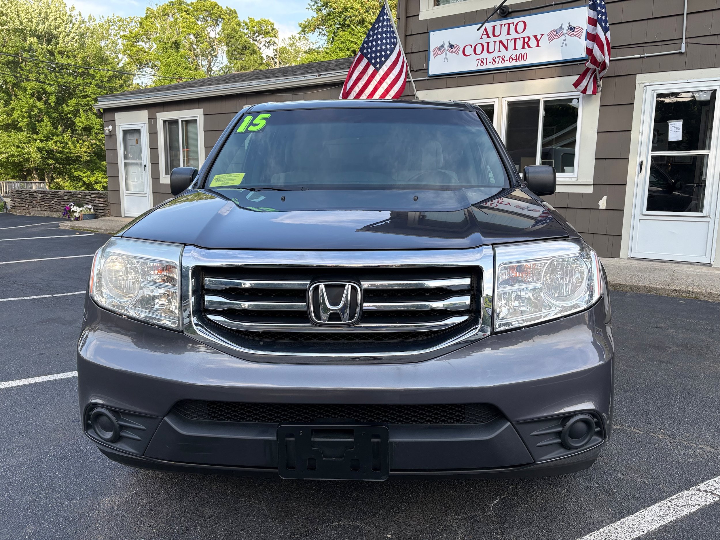 Used 2015 Honda Pilot LX image 2