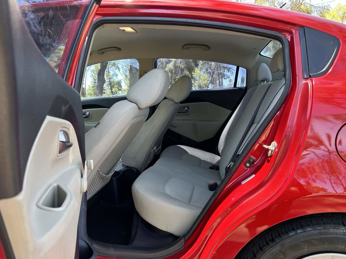 Used 2013 Kia Rio LX image 21