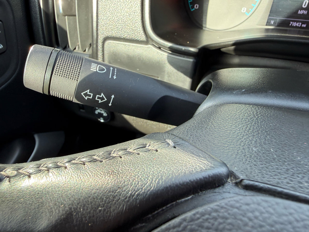 Used 2022 Chevrolet Colorado LT w/ Fleet Safety Package image 21