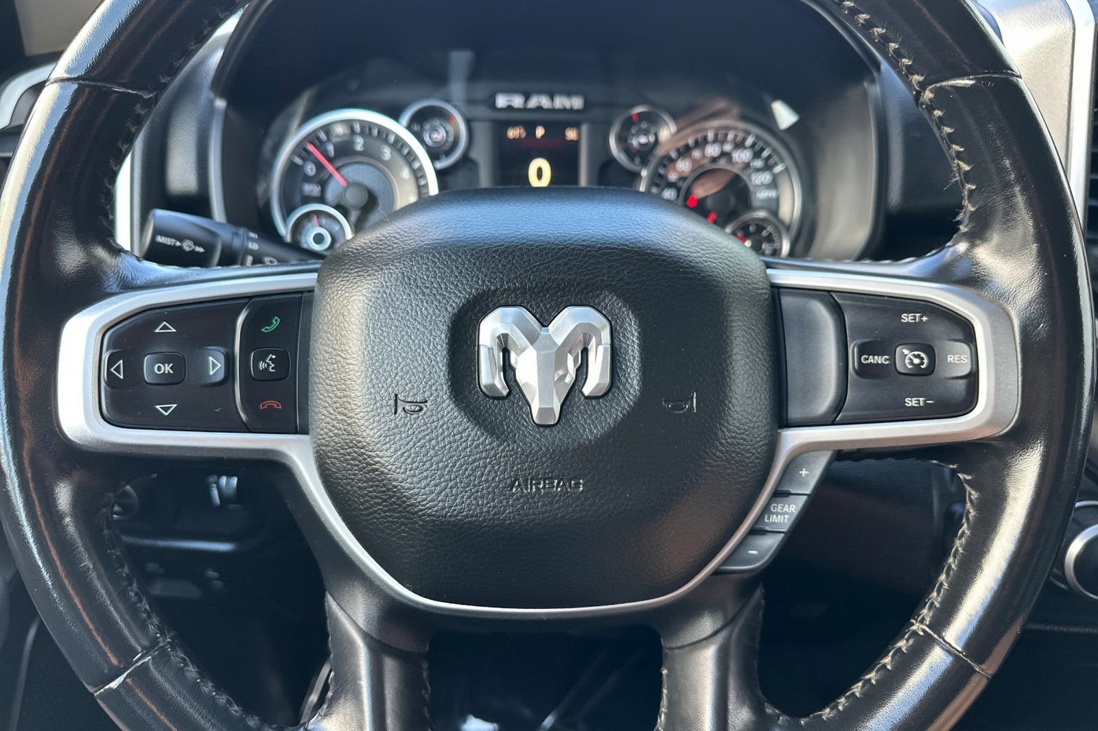 Used 2020 RAM 1500 Big Horn AWD/4WD image 23