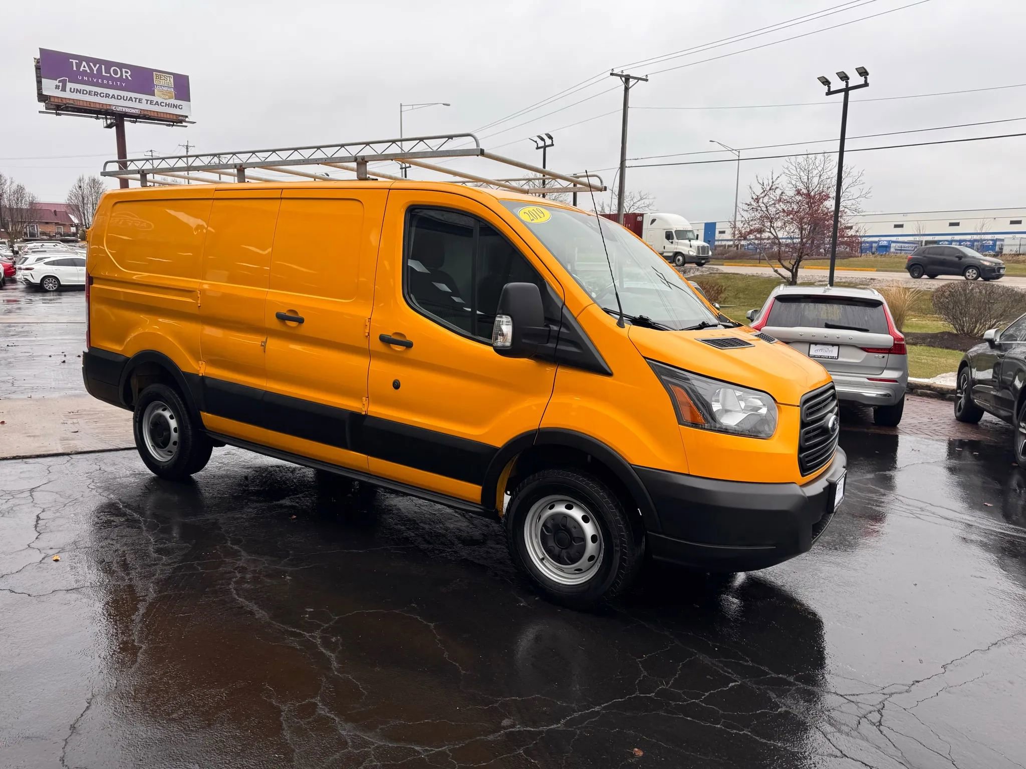Used 2019 Ford Transit 250 130 Low Roof RWD image 6