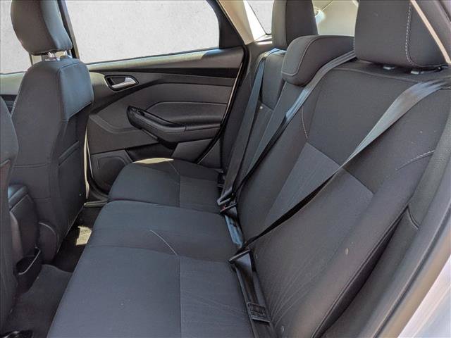 Used 2017 Ford Focus SE FWD image 17