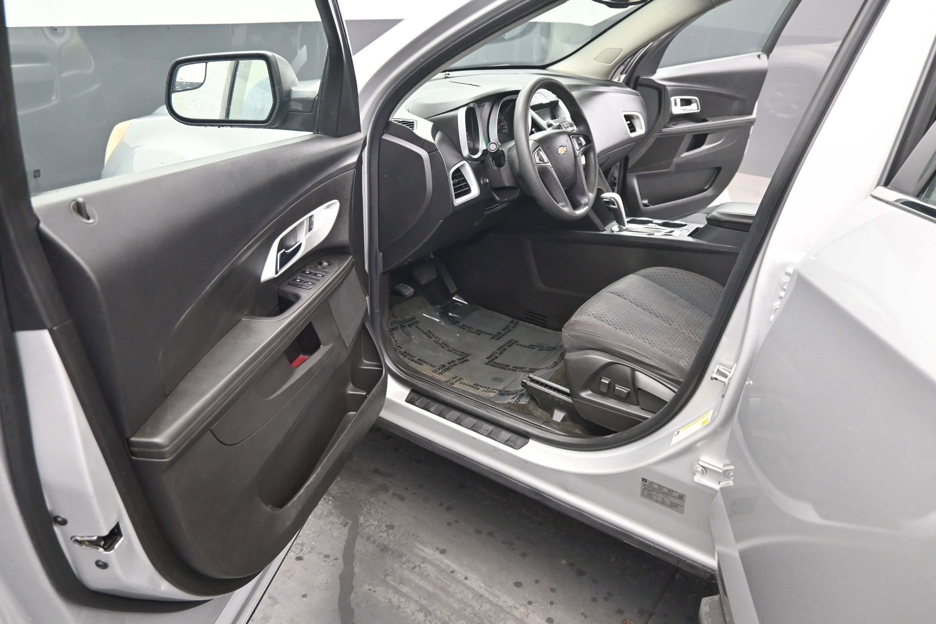 Used 2013 Chevrolet Equinox LS FWD image 14