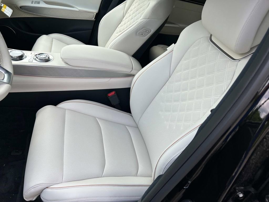 New 2025 Genesis Electrified GV70 Prestige w/ Prestige Package image 15