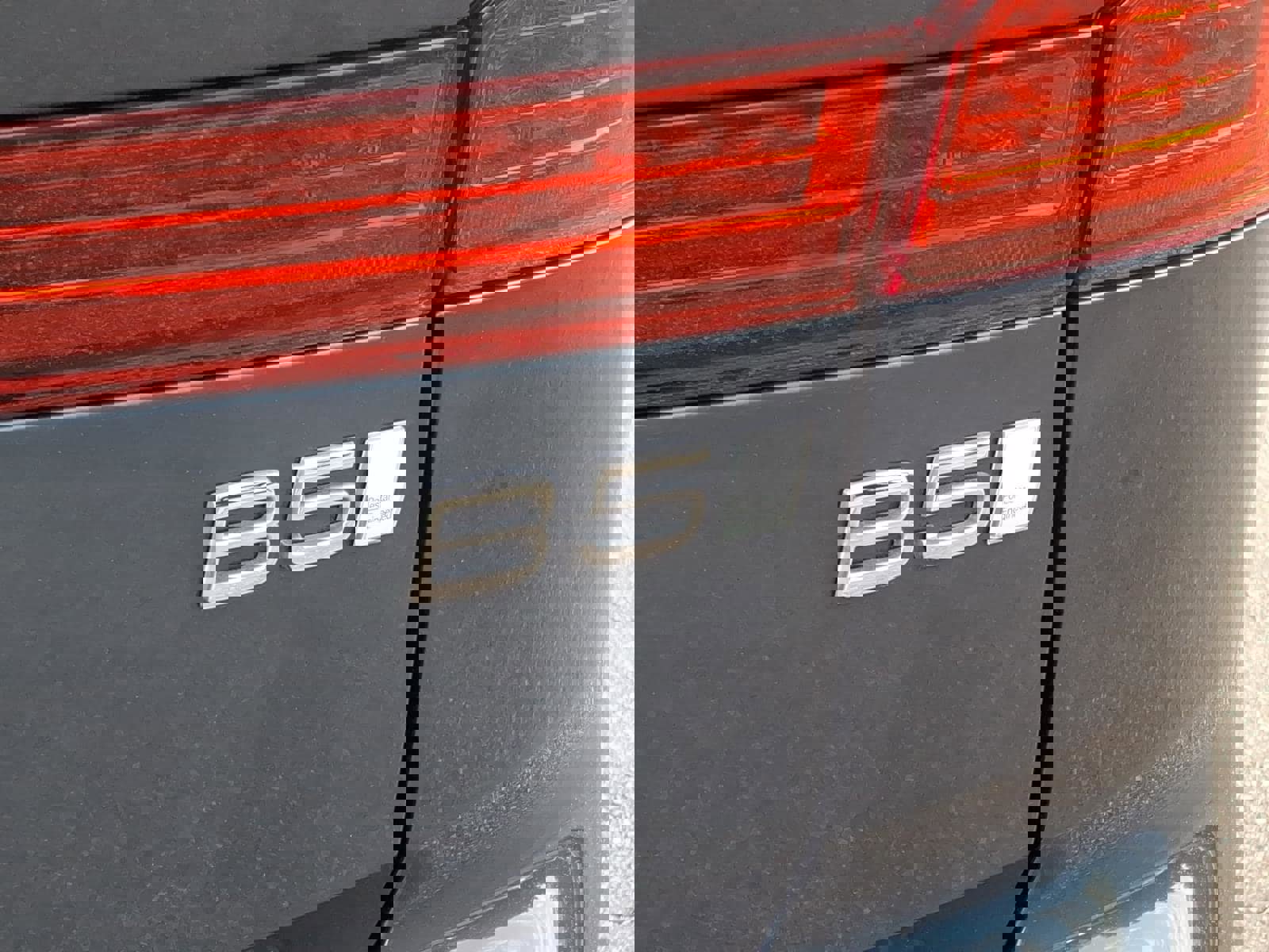 Used 2023 Volvo XC60 B5 Plus image 6