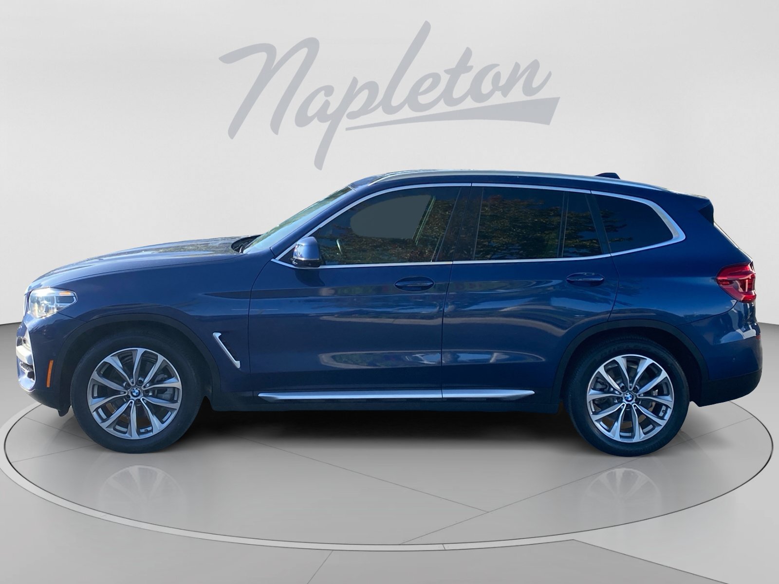 Used 2018 BMW X3 xDrive30i AWD/4WD image 2