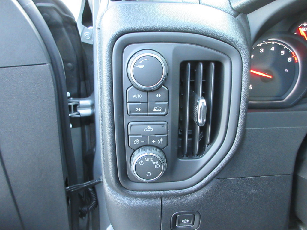 New 2026 Chevrolet Silverado 1500 Custom w/ Turbomax Blackout Package AWD/4WD image 23