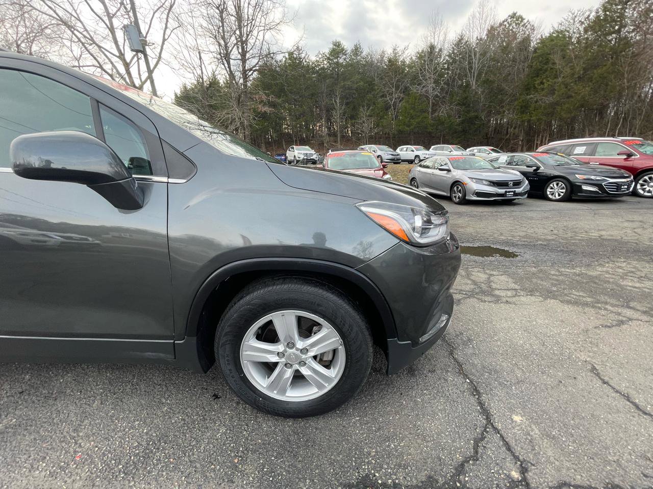 Used 2019 Chevrolet Trax LT image 12