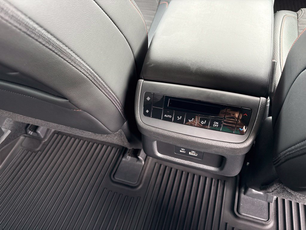 Used 2025 Nissan Pathfinder Rock Creek AWD/4WD image 19