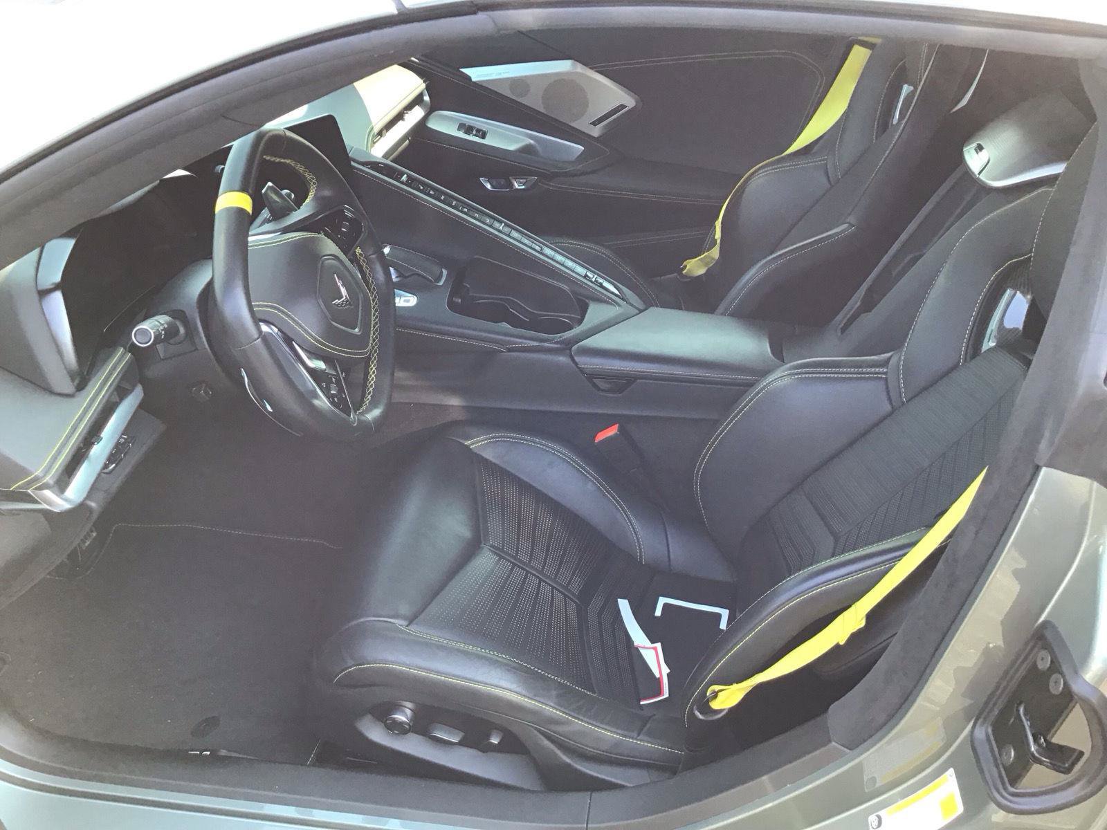 Used 2022 Chevrolet Corvette Stingray Premium Cpe w/ Z51 Performance Package RWD image 9