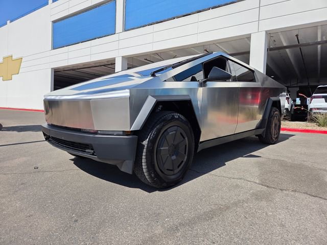 Used 2026 Tesla Cybertruck AWD Crew Cab image 2