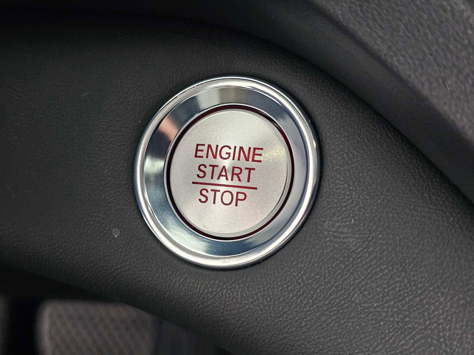 Used 2025 Acura RDX SH-AWD w/ Technology Package image 29