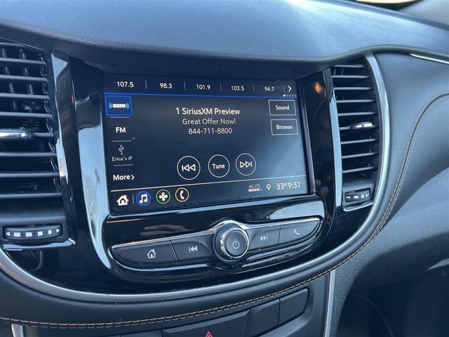 Used 2021 Chevrolet Trax LT w/ LT Convenience Package image 16