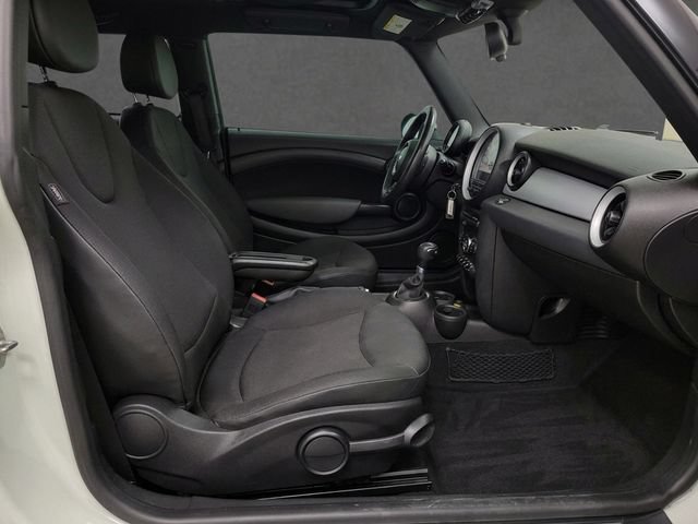 Used 2011 MINI Cooper Hardtop FWD image 5