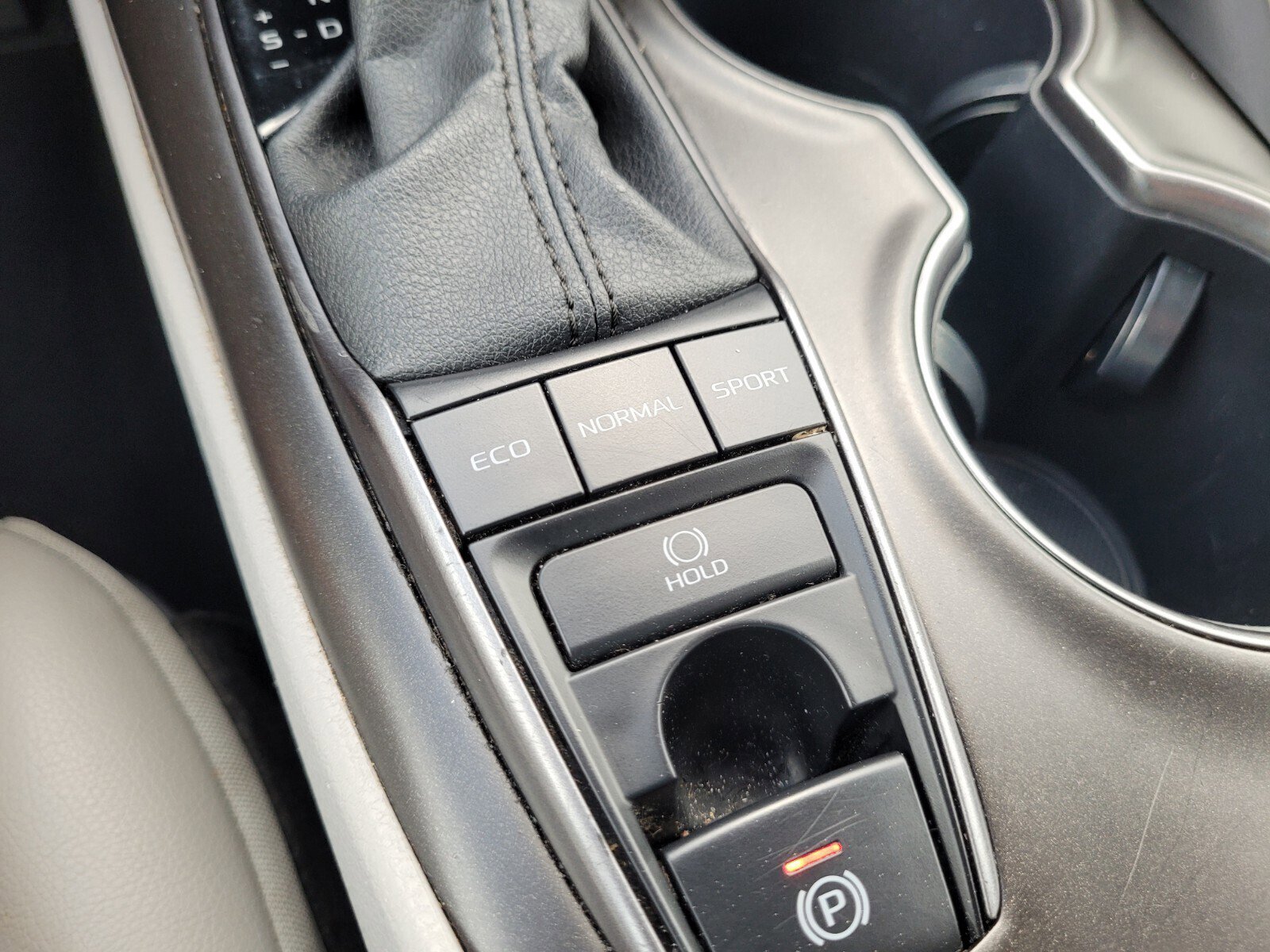 Certified 2024 Toyota Camry SE image 28