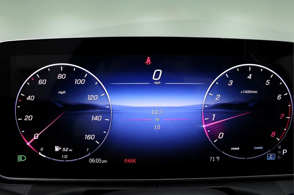 Used 2025 Mercedes-Benz C 300 Sedan image 30