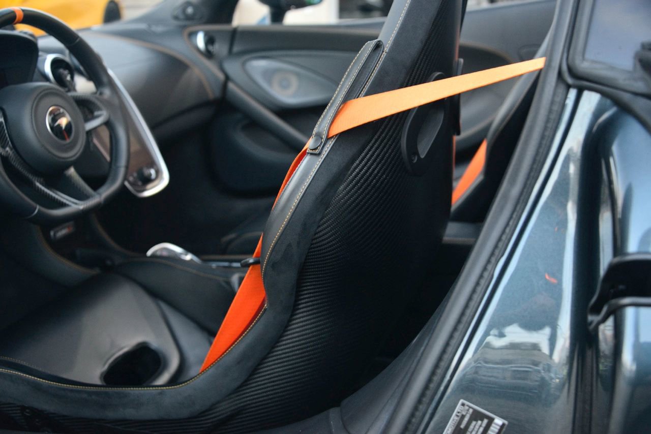 Used 2020 McLaren 600LT Spider RWD image 12